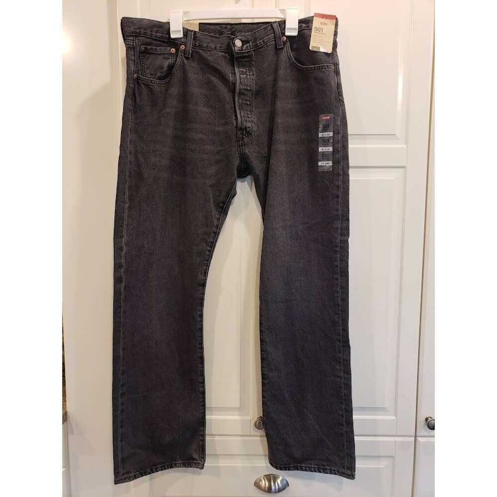 Levi's Men's 501 Original Fit Jeans, Black Wash Button Fly  40W x 32L - NEW